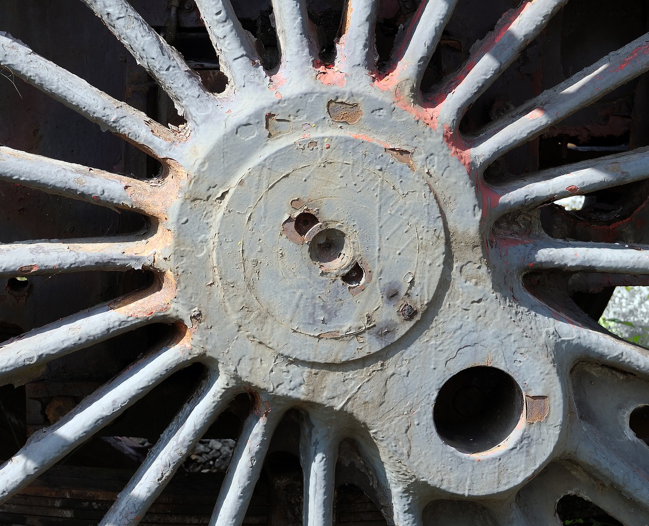 wheel hub  pinion  steam locomotive free photo