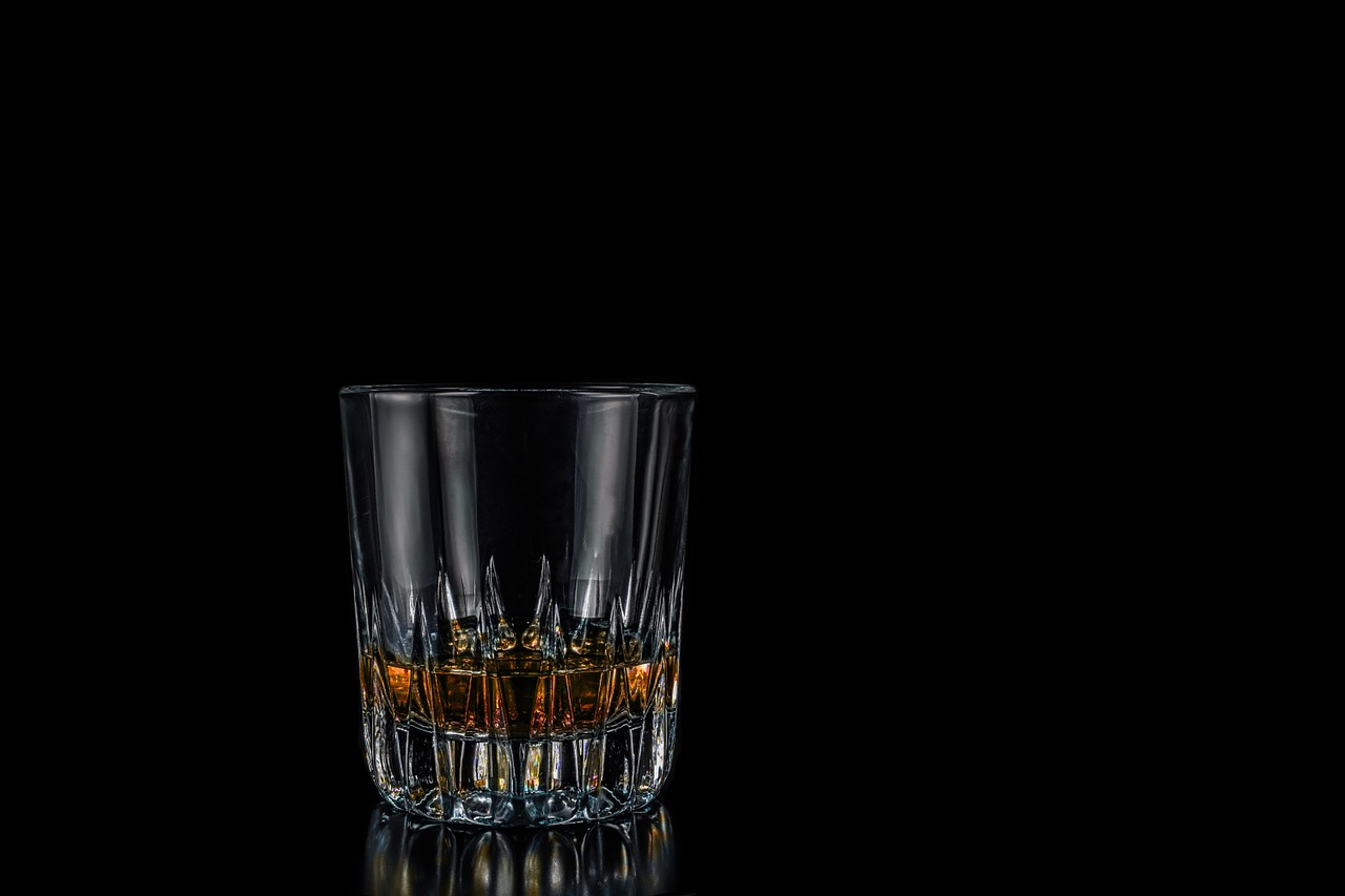 whisky glass whiskey glass free photo