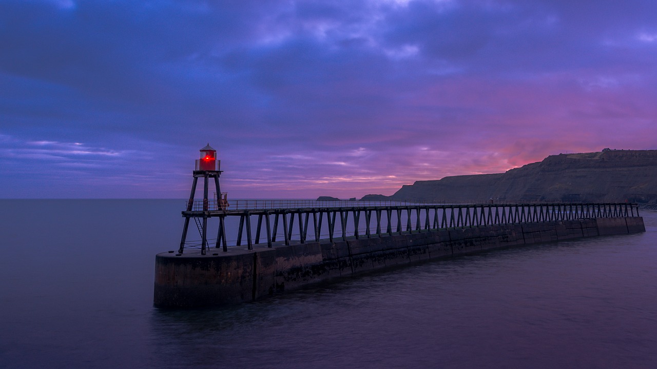 whitby east pier pier free photo