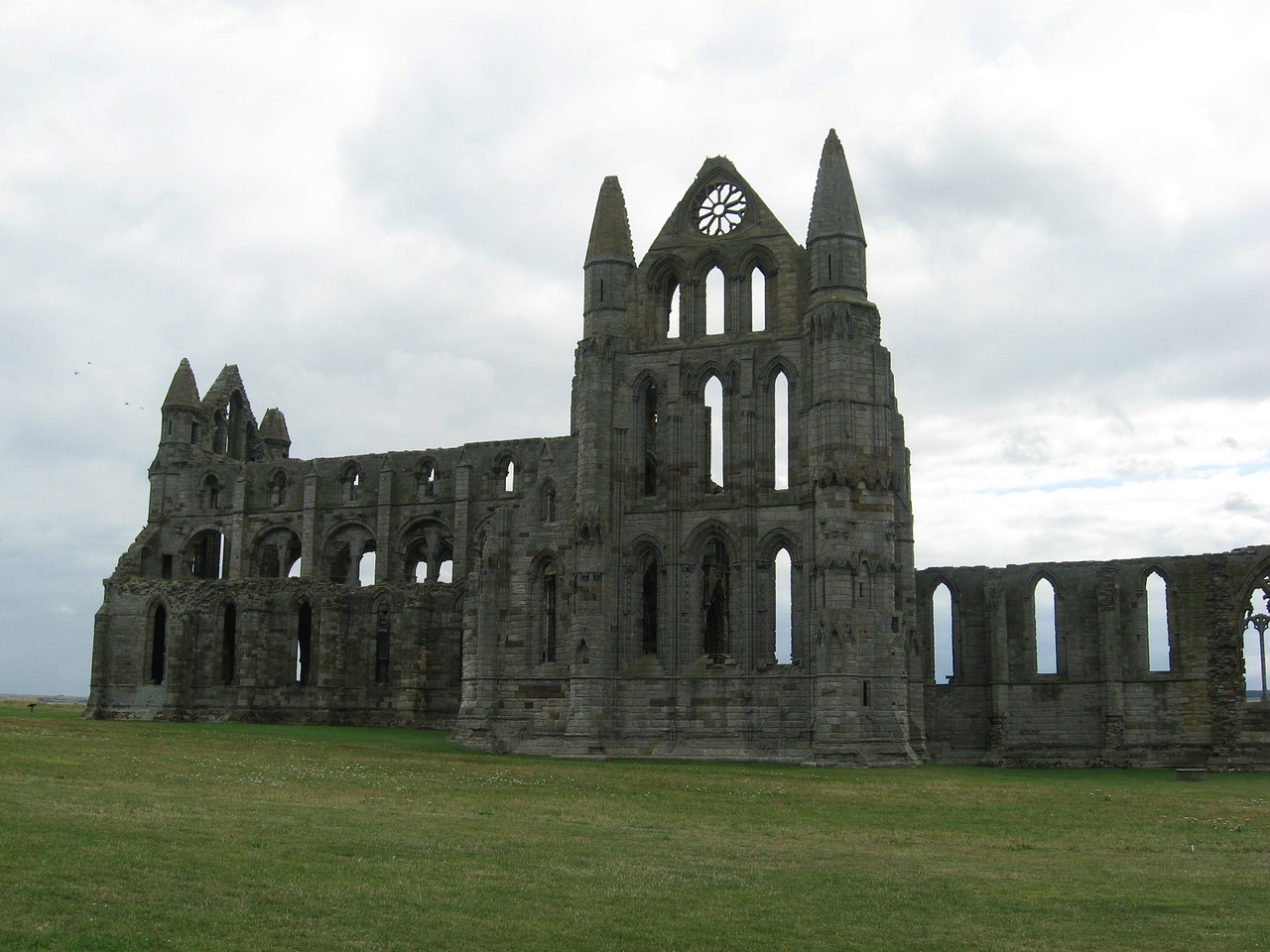 whitby abbey monastery ruin free photo