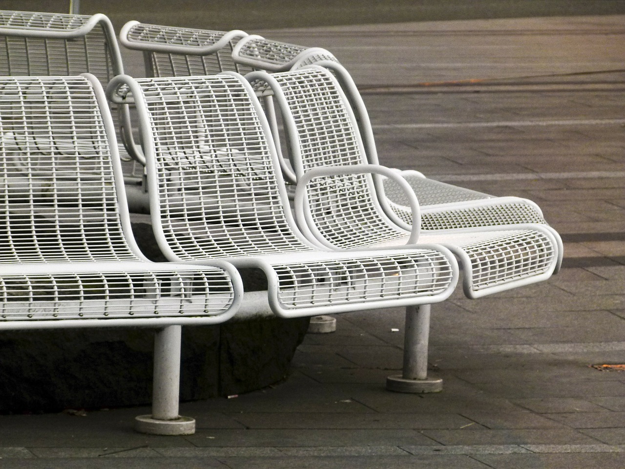 white metal bench free photo
