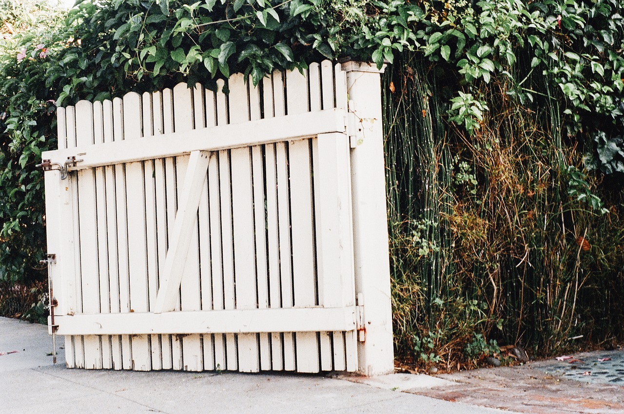 white gate fence free photo