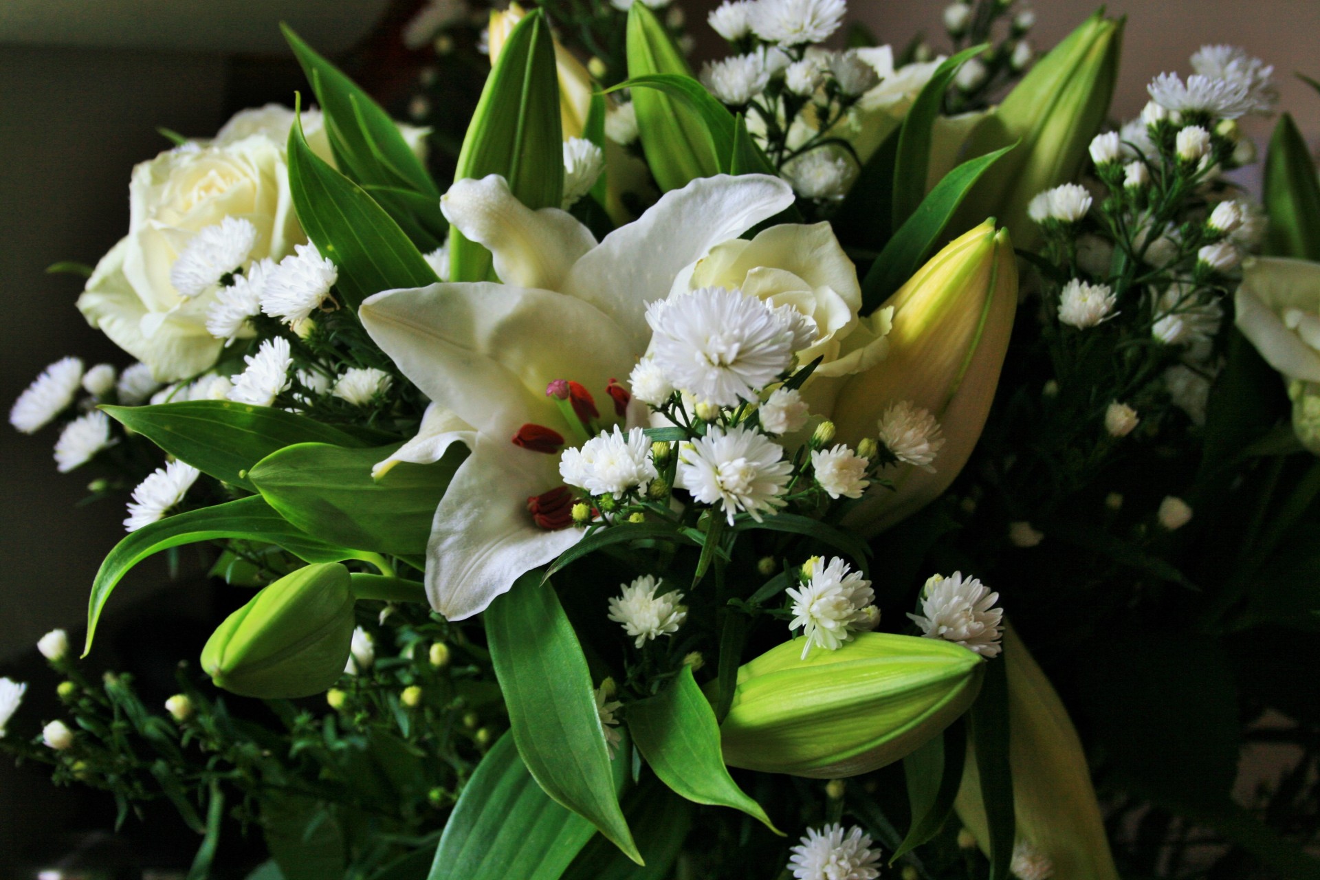 bouquet flowers white free photo