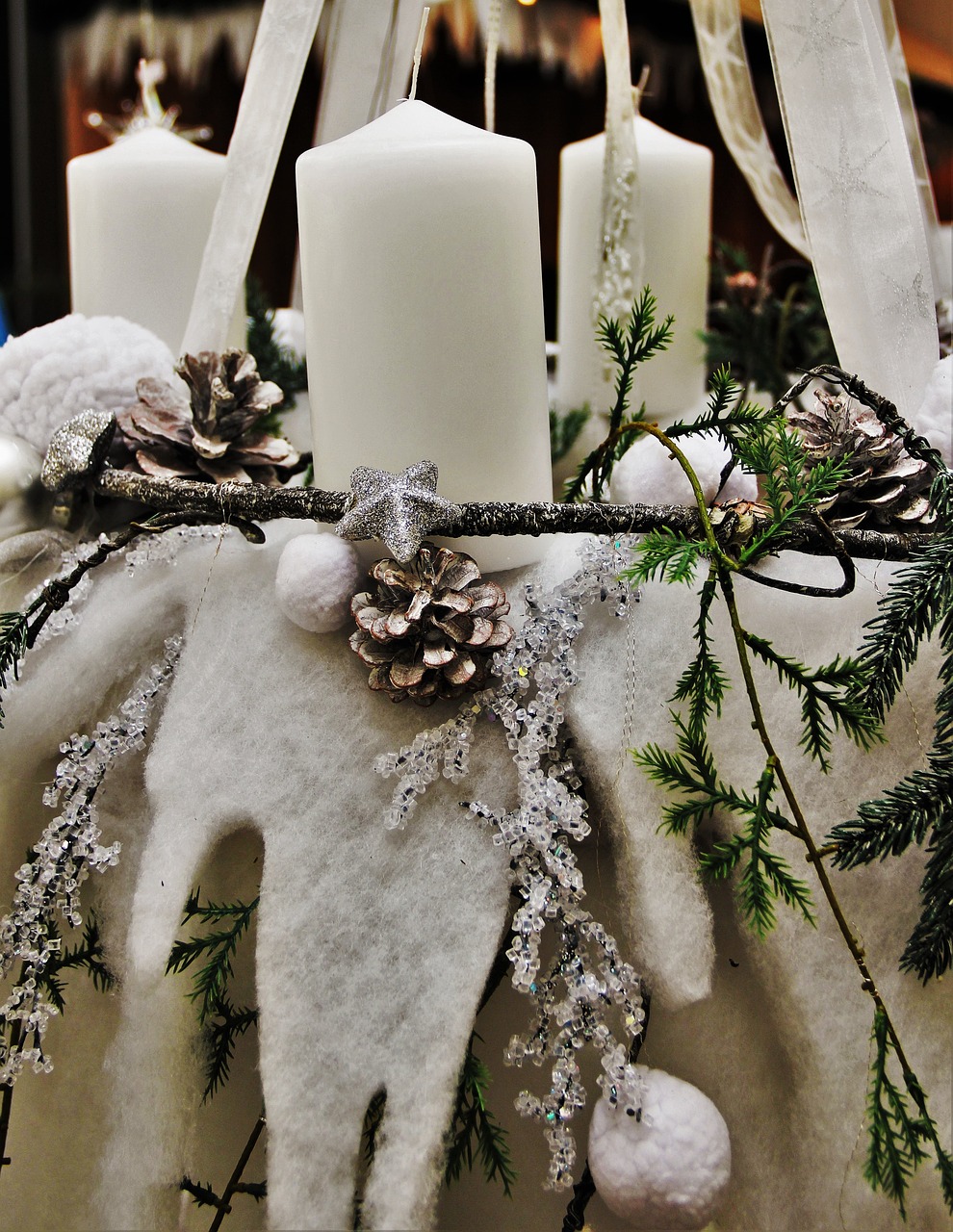 white christmas wreath white candles white free photo