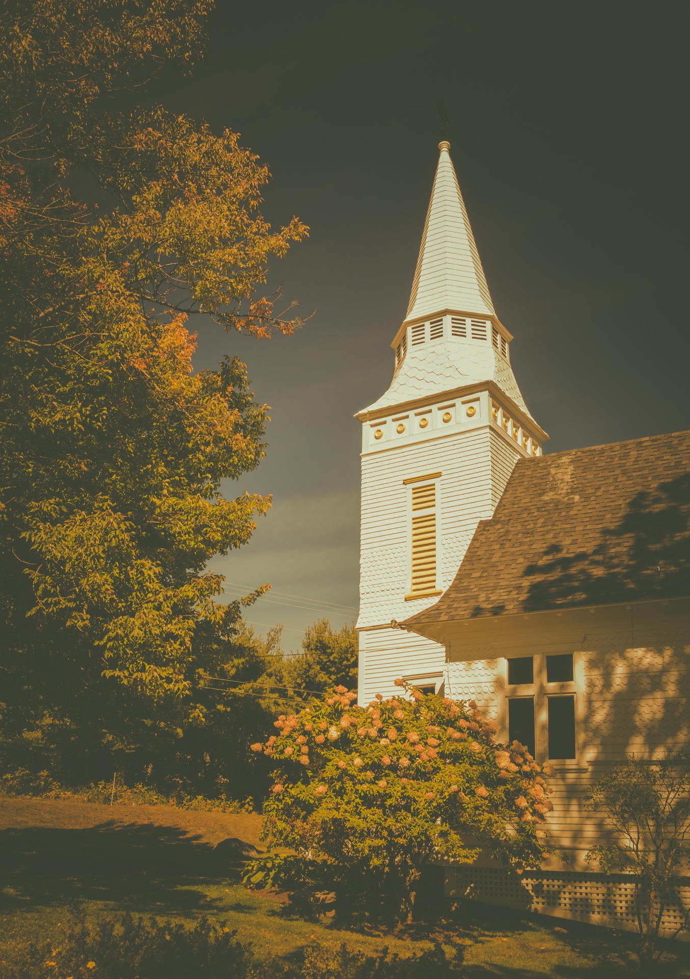 american autumn chapel free photo