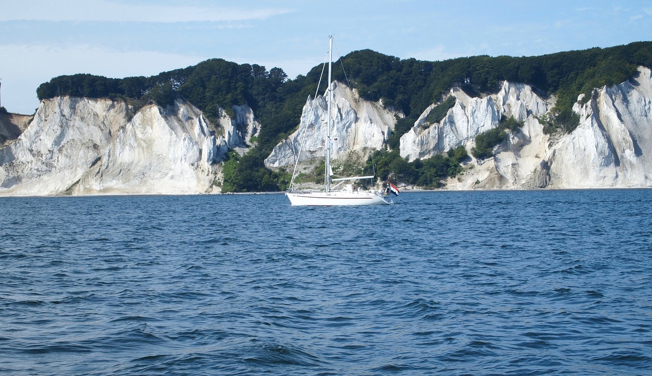 white cliffs island mön sailing yacht free photo