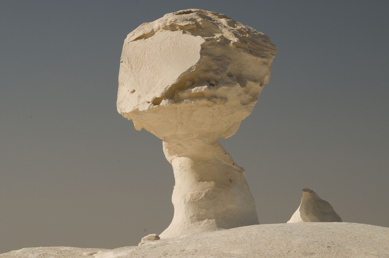 white desert desert egypt free photo