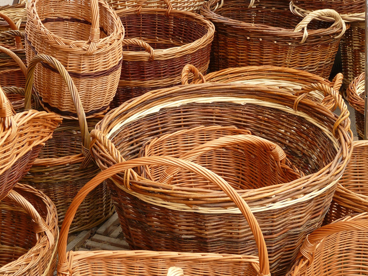 wicker baskets weave free photo