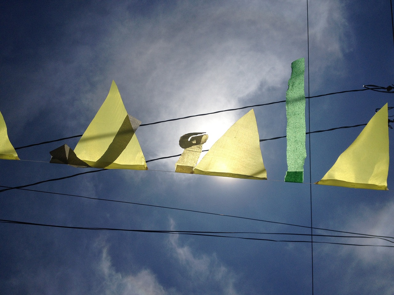 Wind flag. Флаг в воздухе. Солнечная вечеринка. Windy Sun.