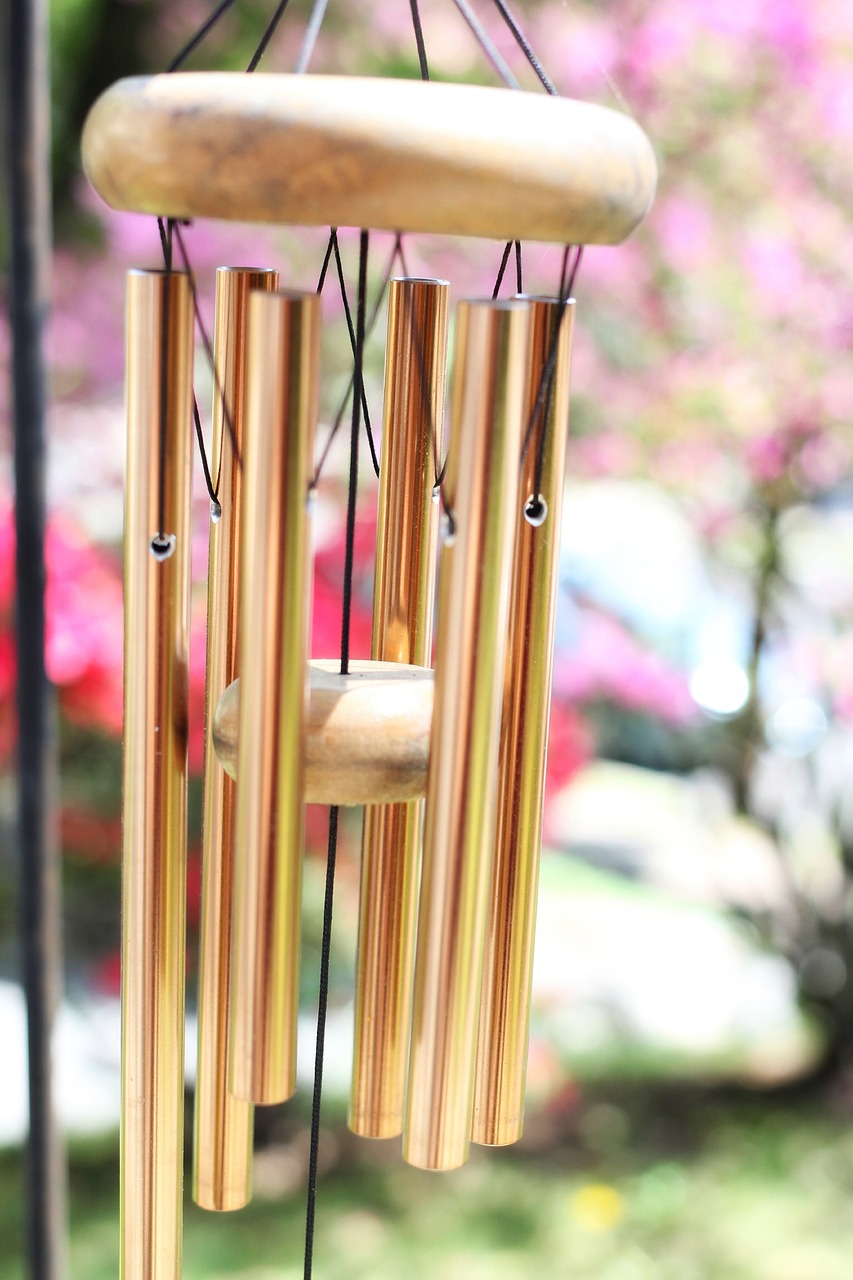 wind chime hanging free photo
