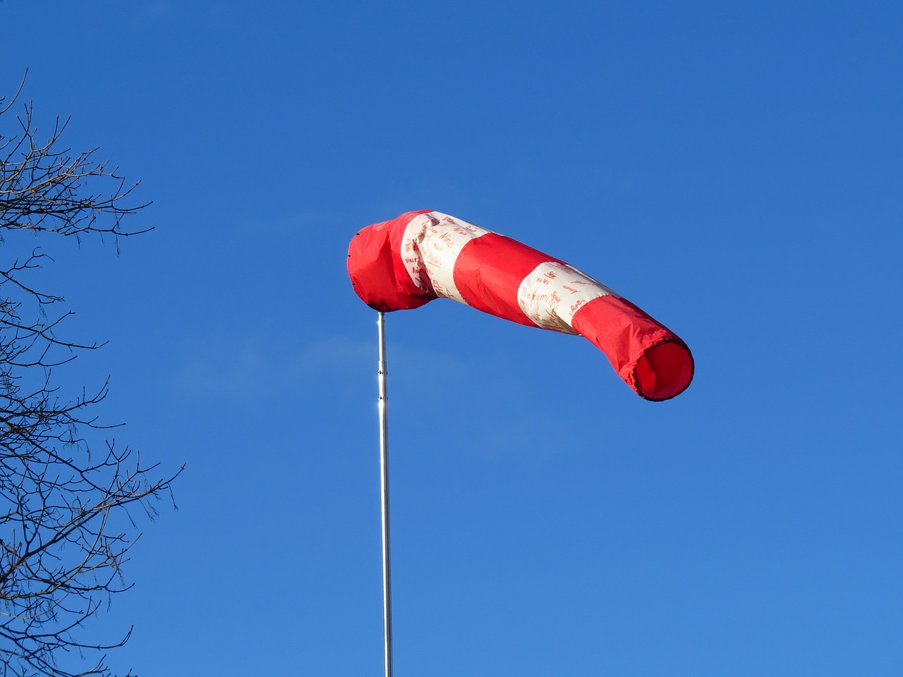 wind direction indicator air bag since wind free photo