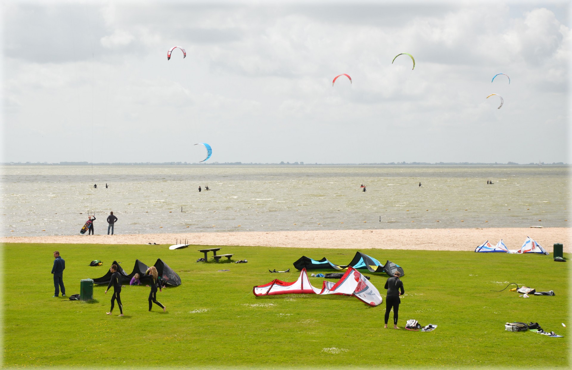 wind kite surfing kitesurfing free photo