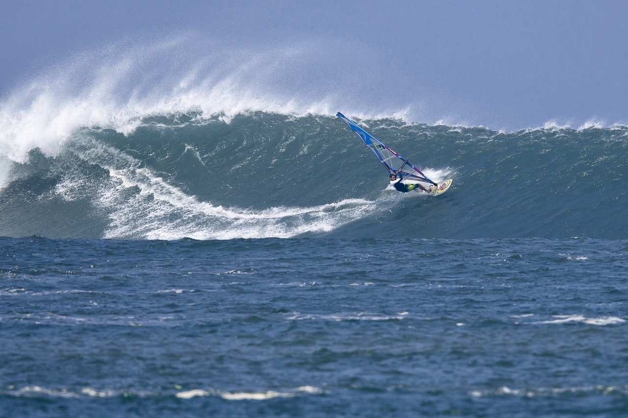 wind surfing big waves splash free photo