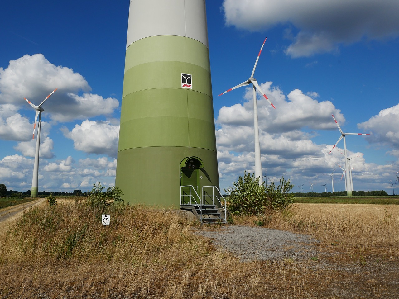 wind turbine  wind energy  wind farm free photo