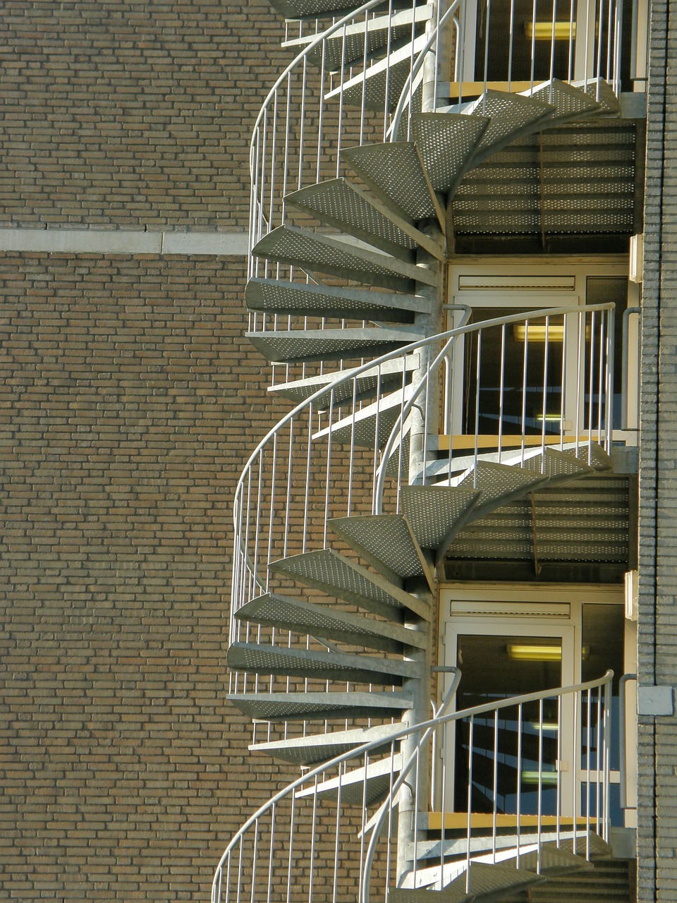 winding staircase trap dordrecht free photo