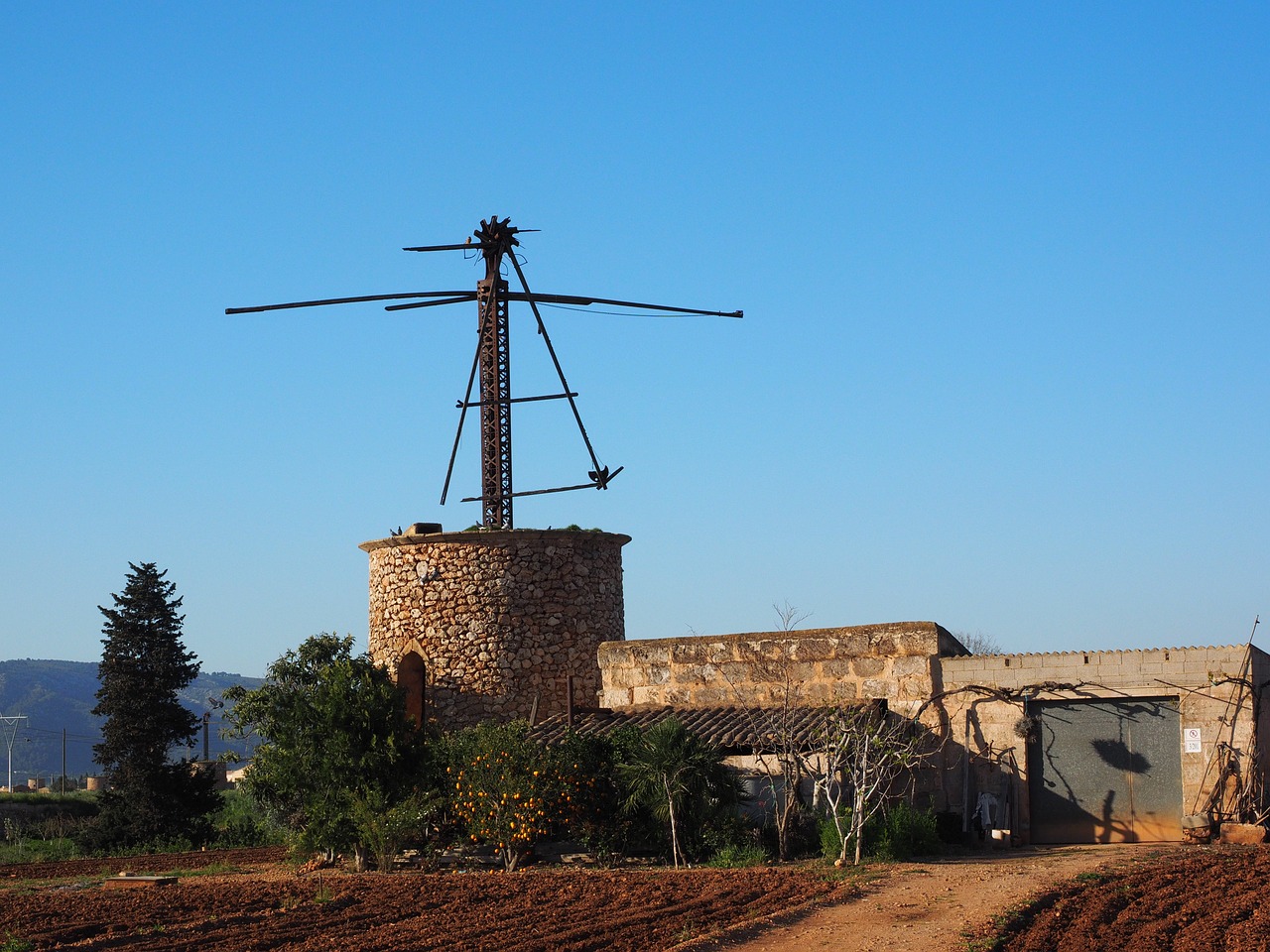 windmill old lapsed free photo