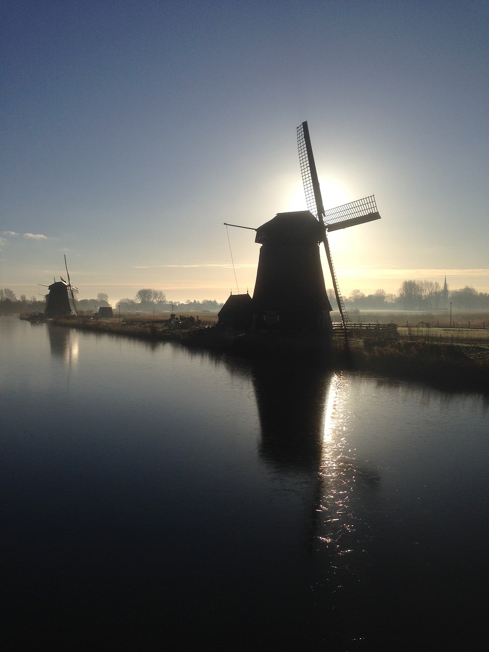 windmill alkmaar holland free photo