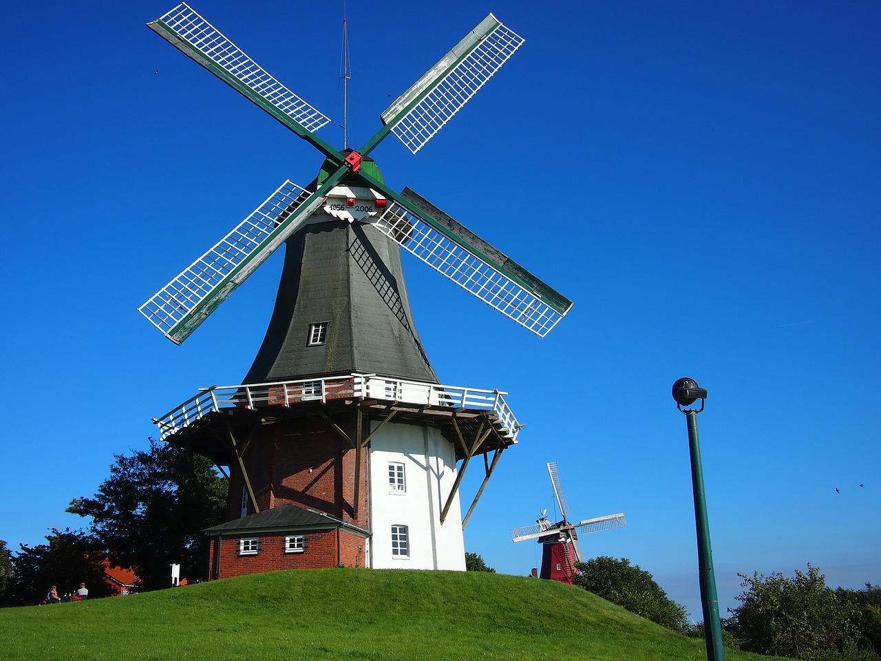 windmill greetsiel greetsieler twin mills free photo