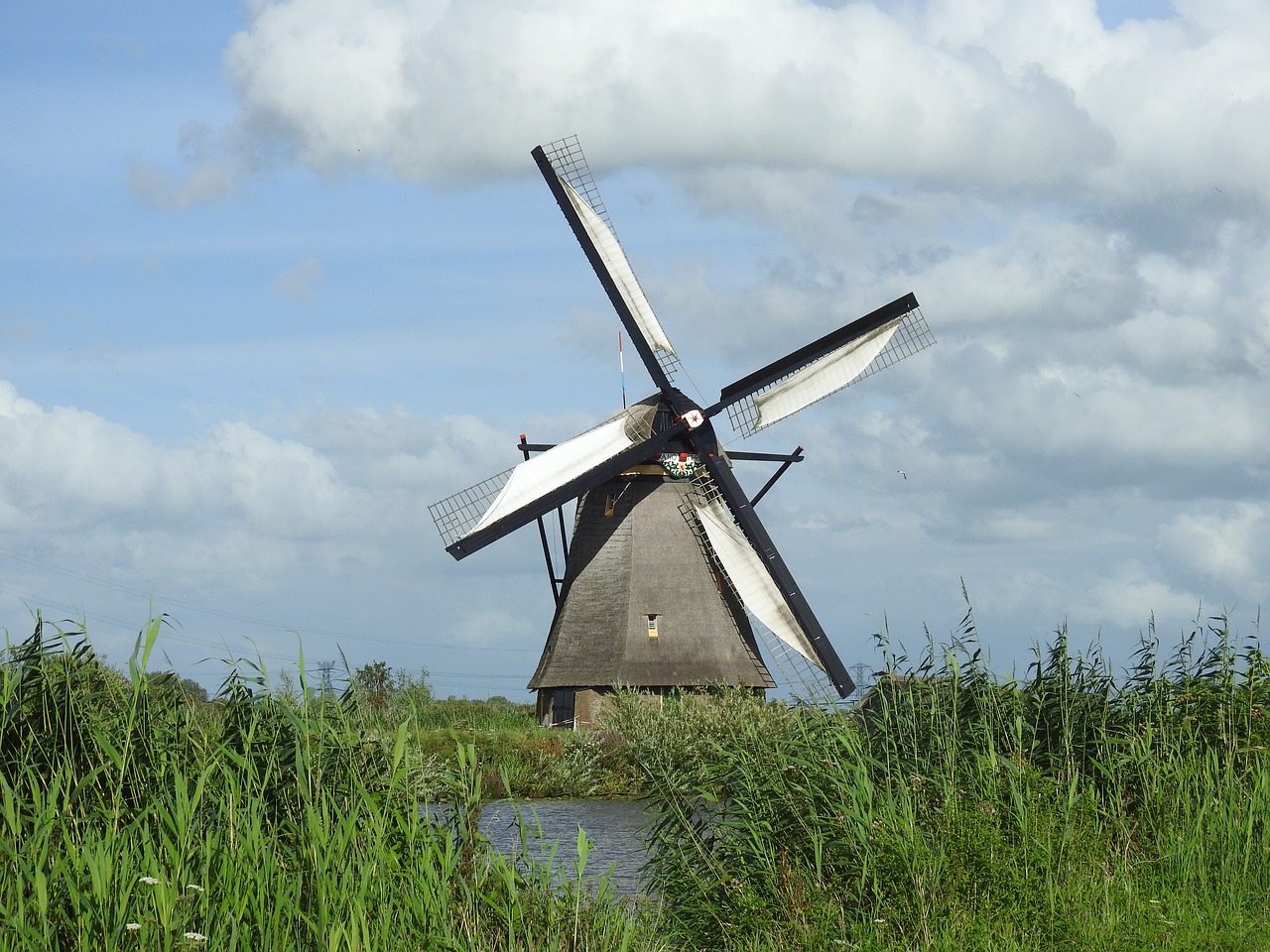 windmill holland holiday free photo