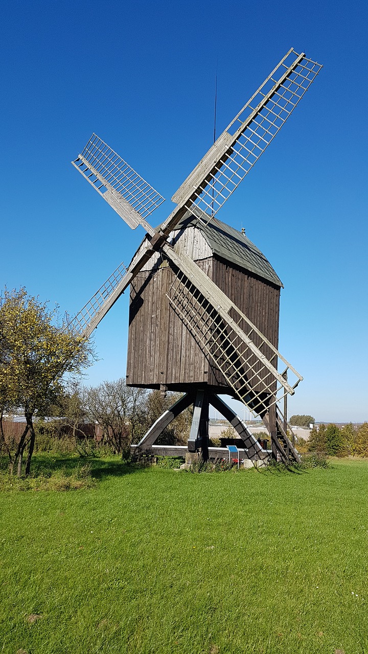 windmill blue sky free photo