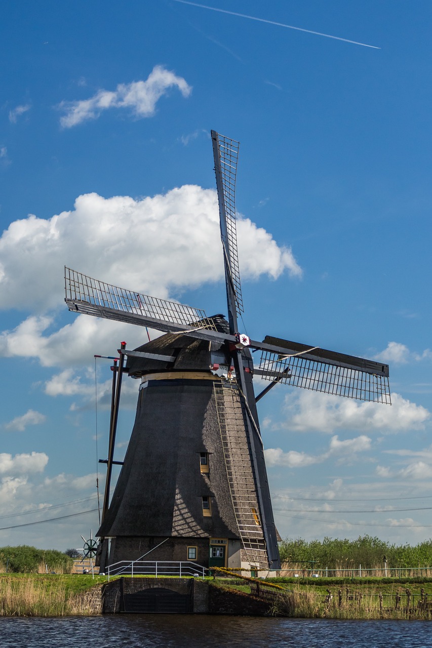 windmill netherlands kinderdijk free photo