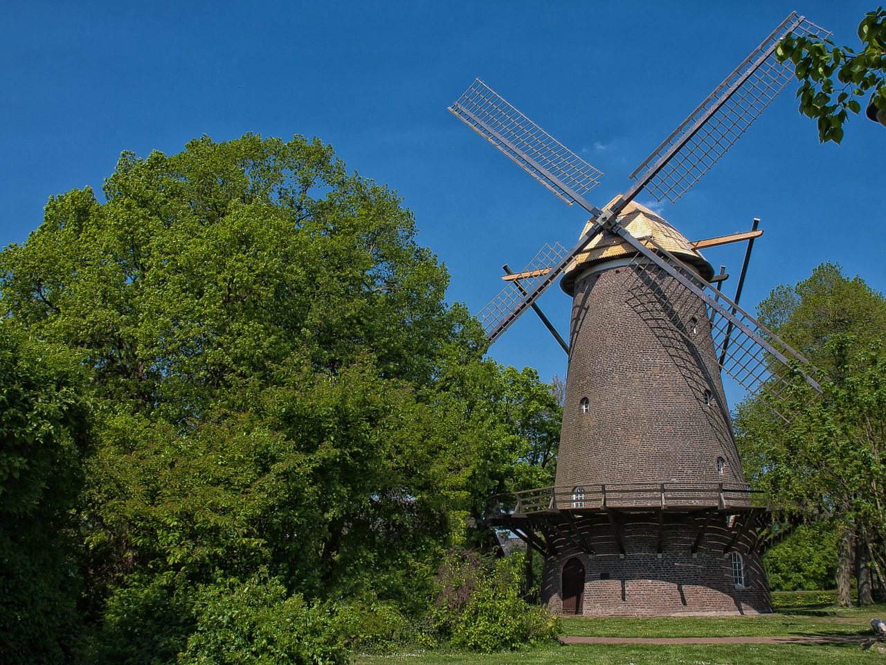 windmill building historically free photo