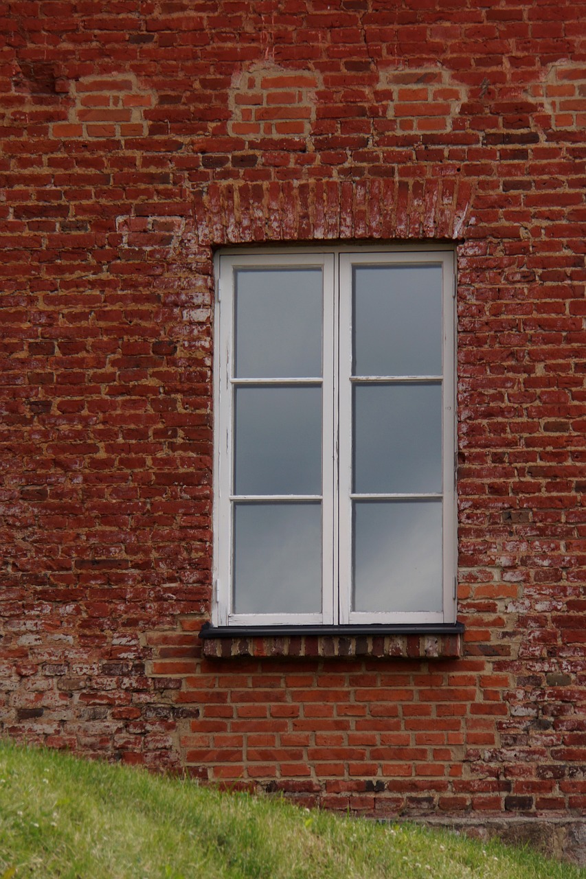 window old castle window free photo