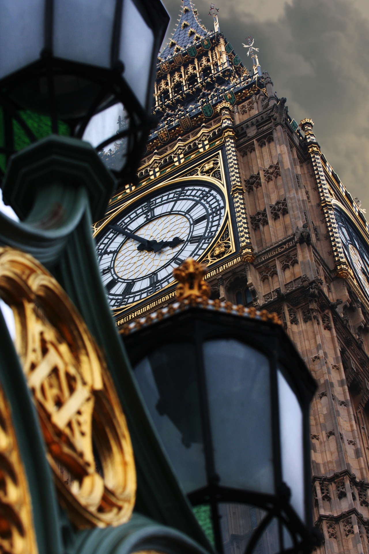 angle london clock free photo