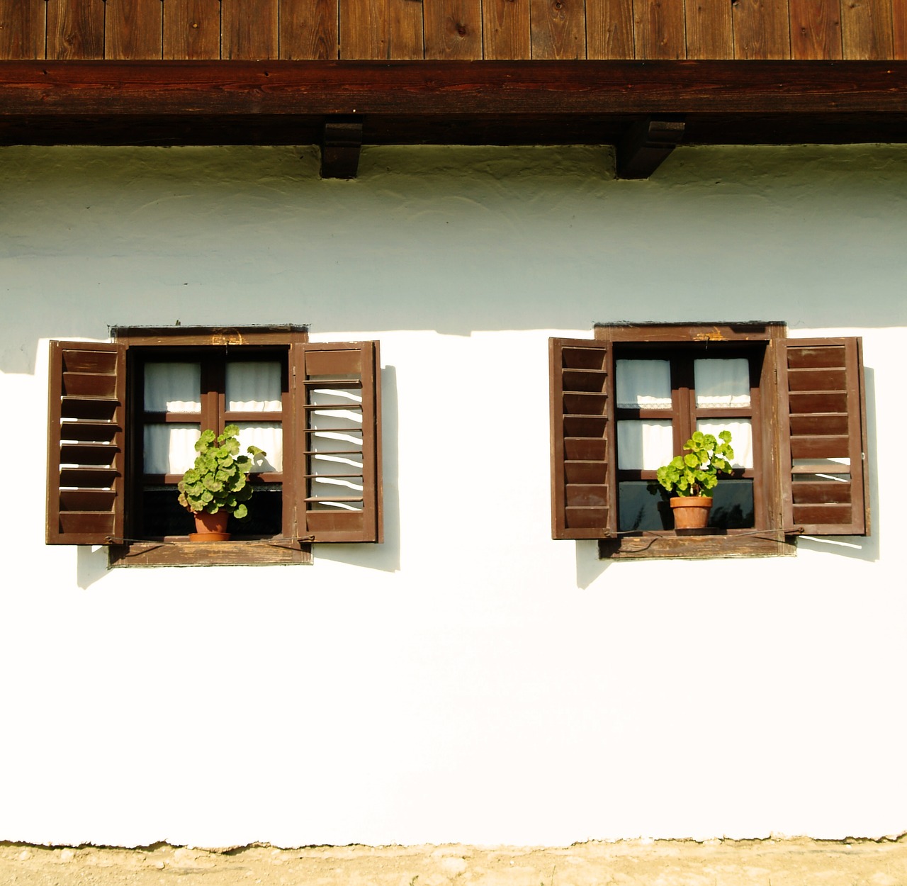 windows rural rustic free photo