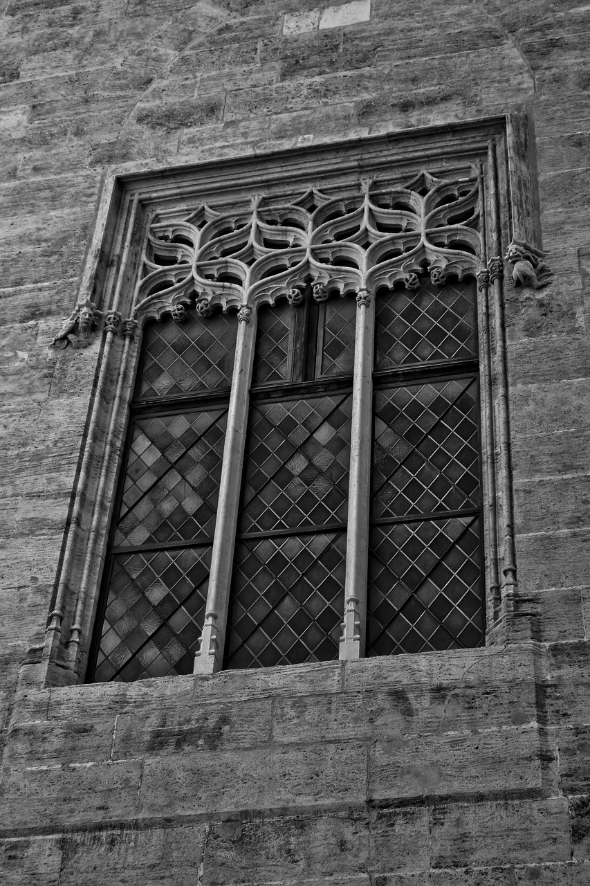 window valencia slice free photo