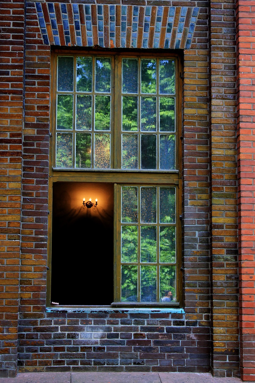 window bricks architecture free photo