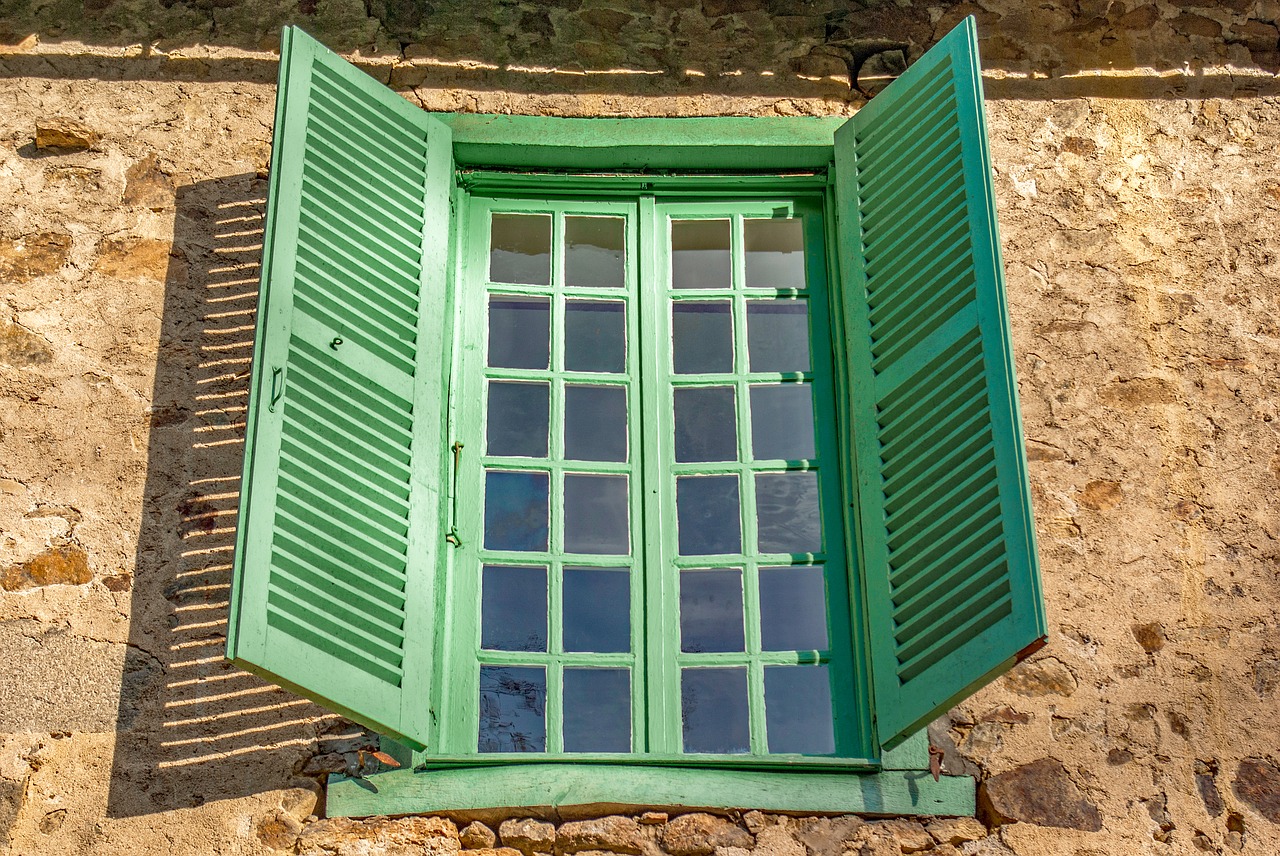 window shutter exterior free photo