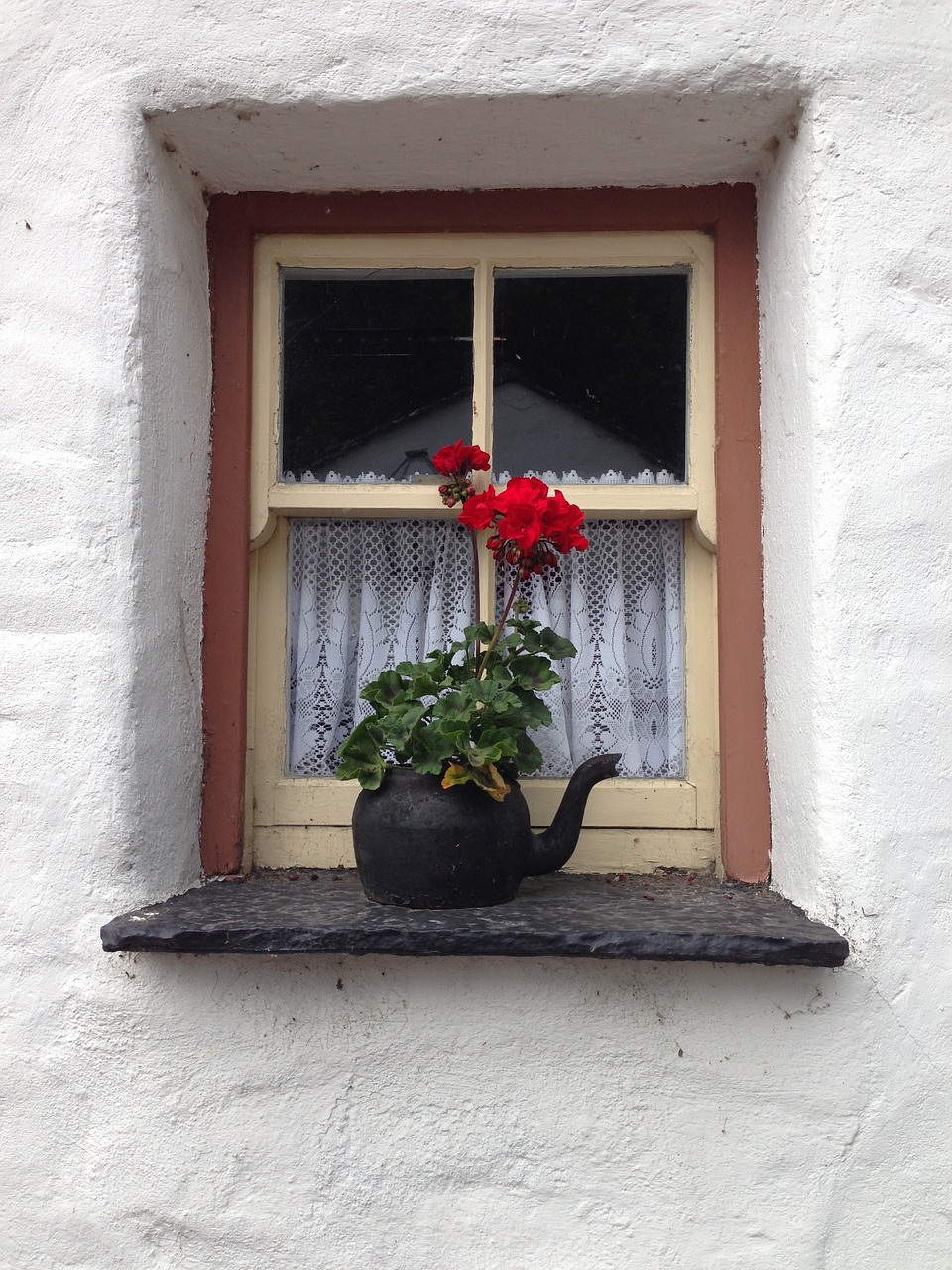 window ireland teapot free photo