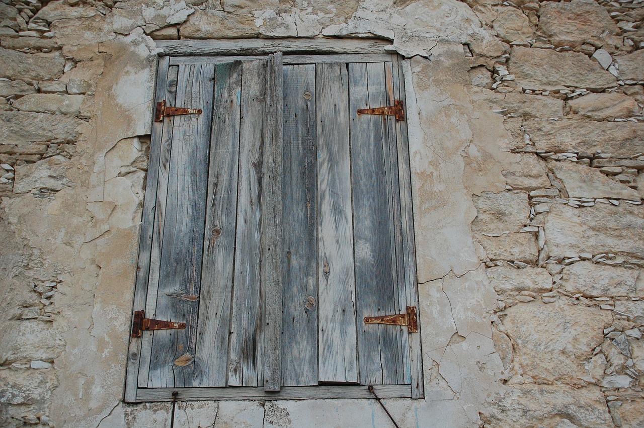 window old cyprus free photo