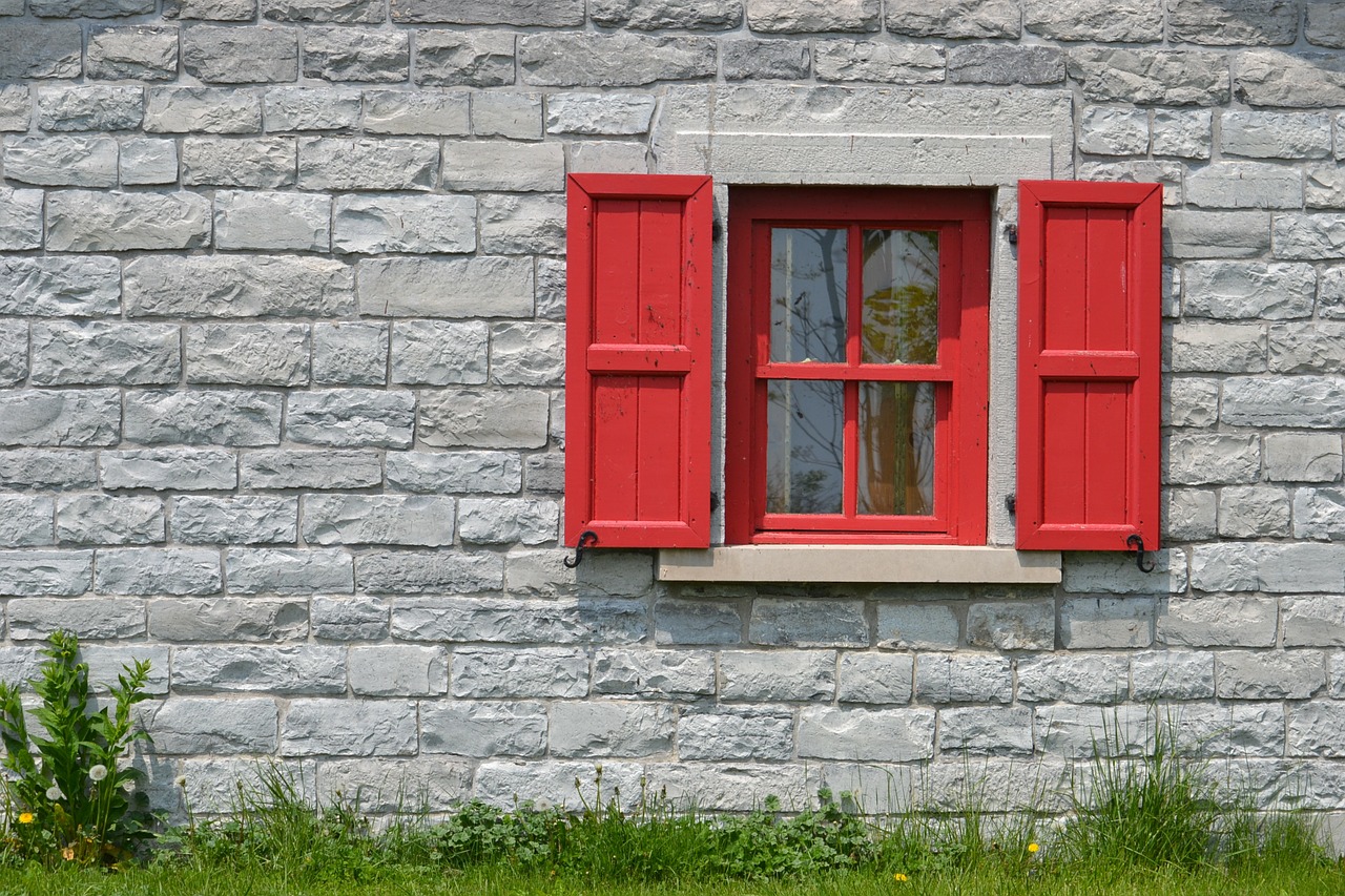 window house façade free photo