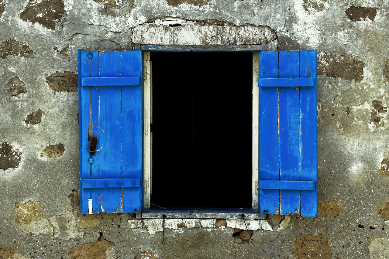 window wooden blue free photo