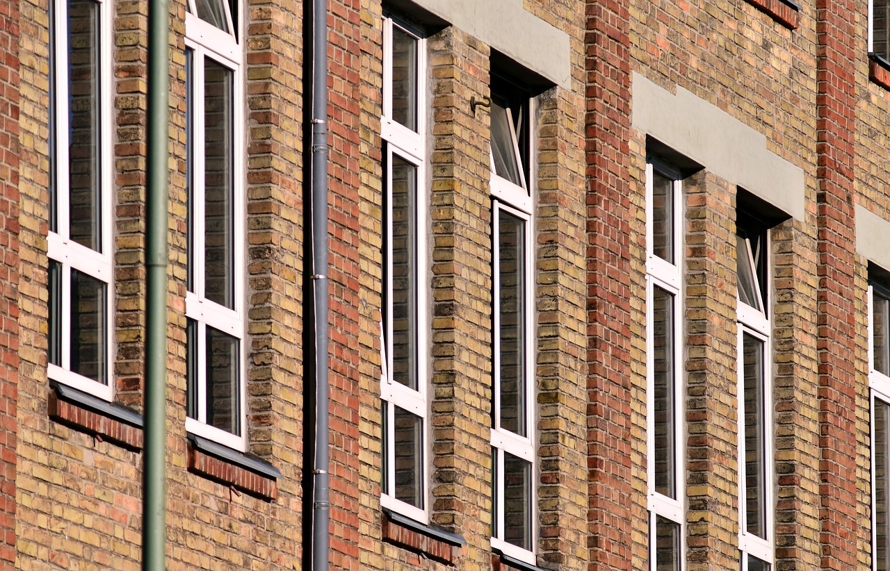 window facade old free photo