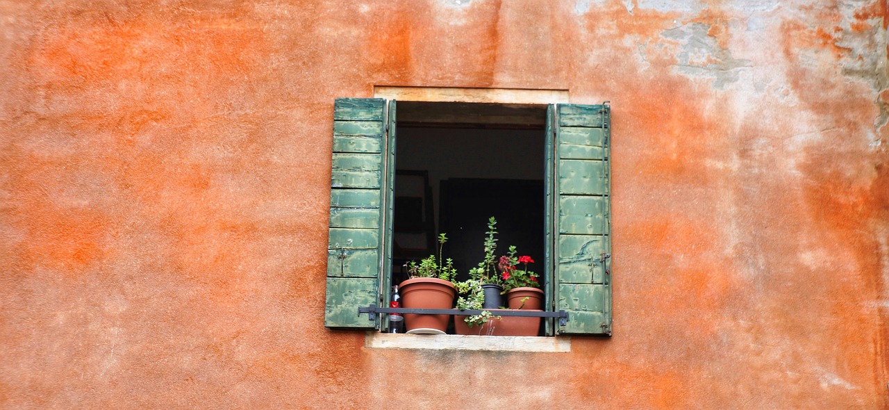 window shutters colour free photo