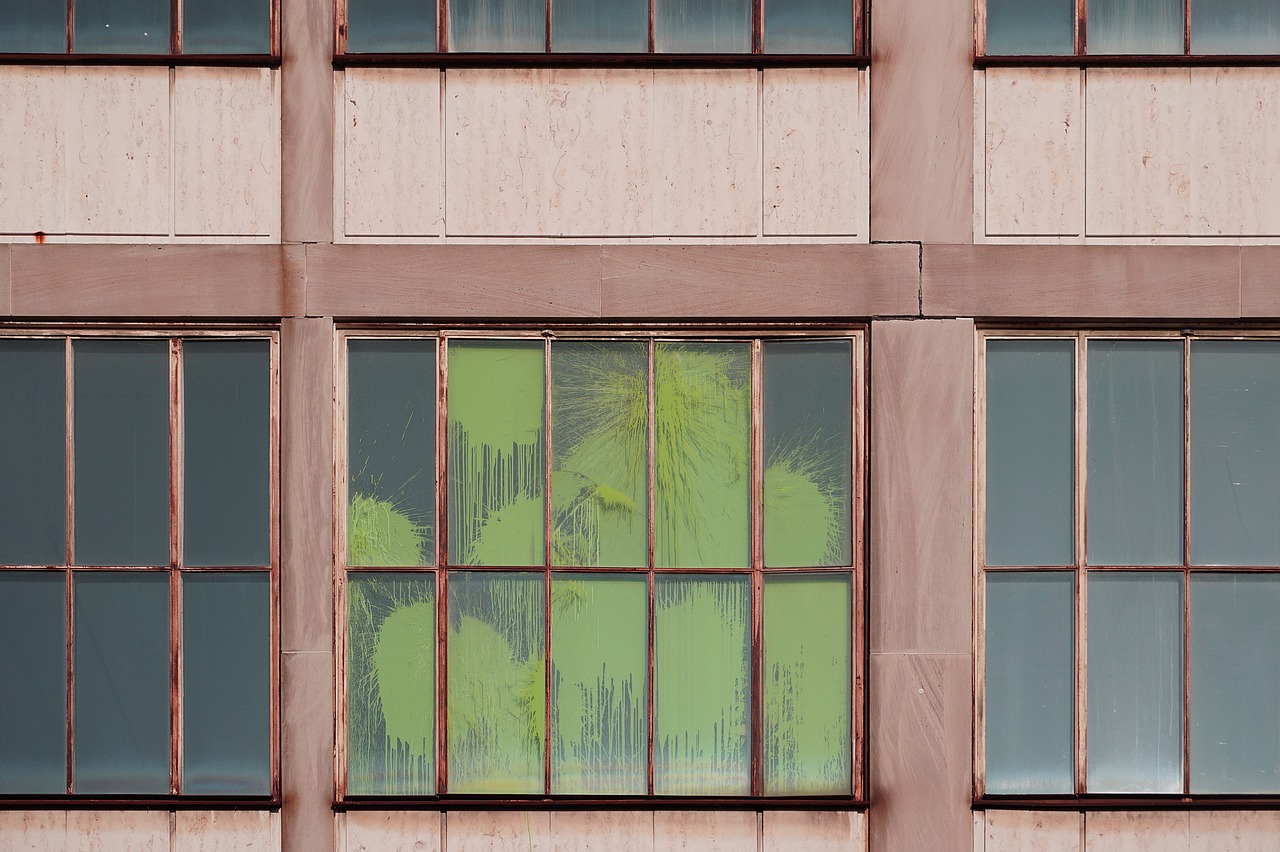 window panes wooden free photo