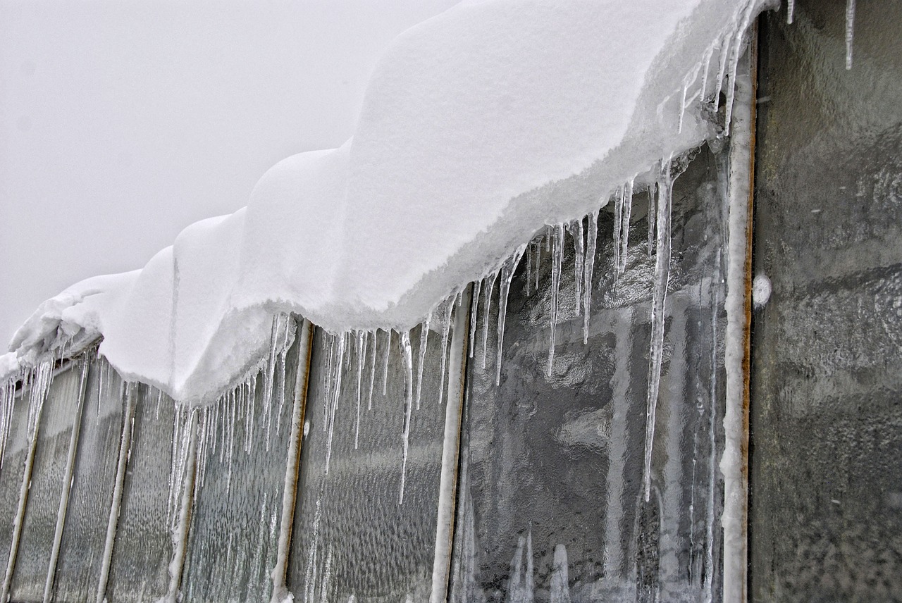 window winter ice free photo