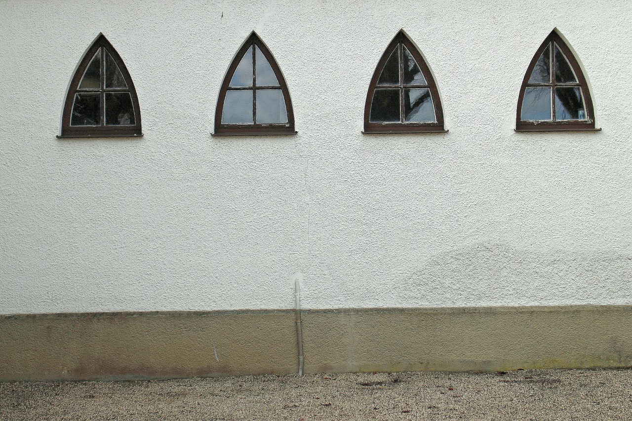 window pointed arch old window free photo