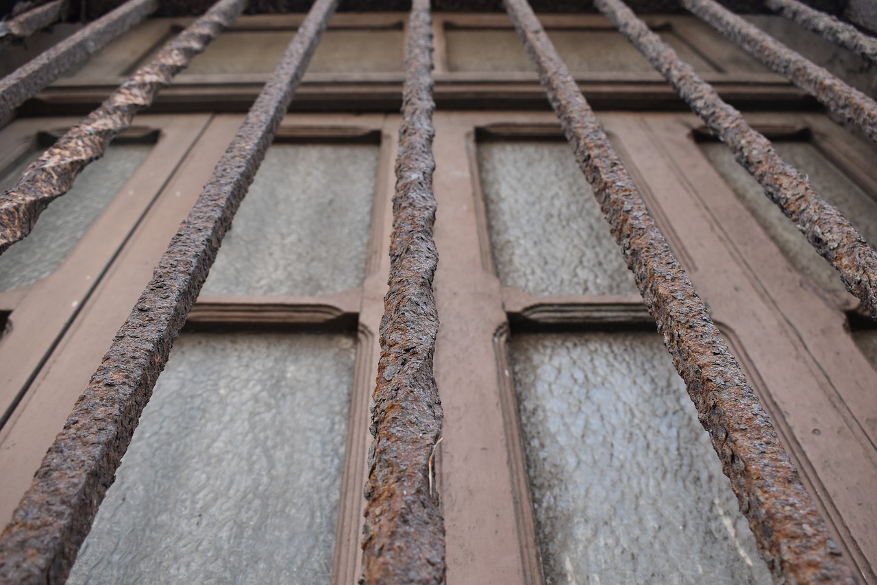 window balusters oxide free photo