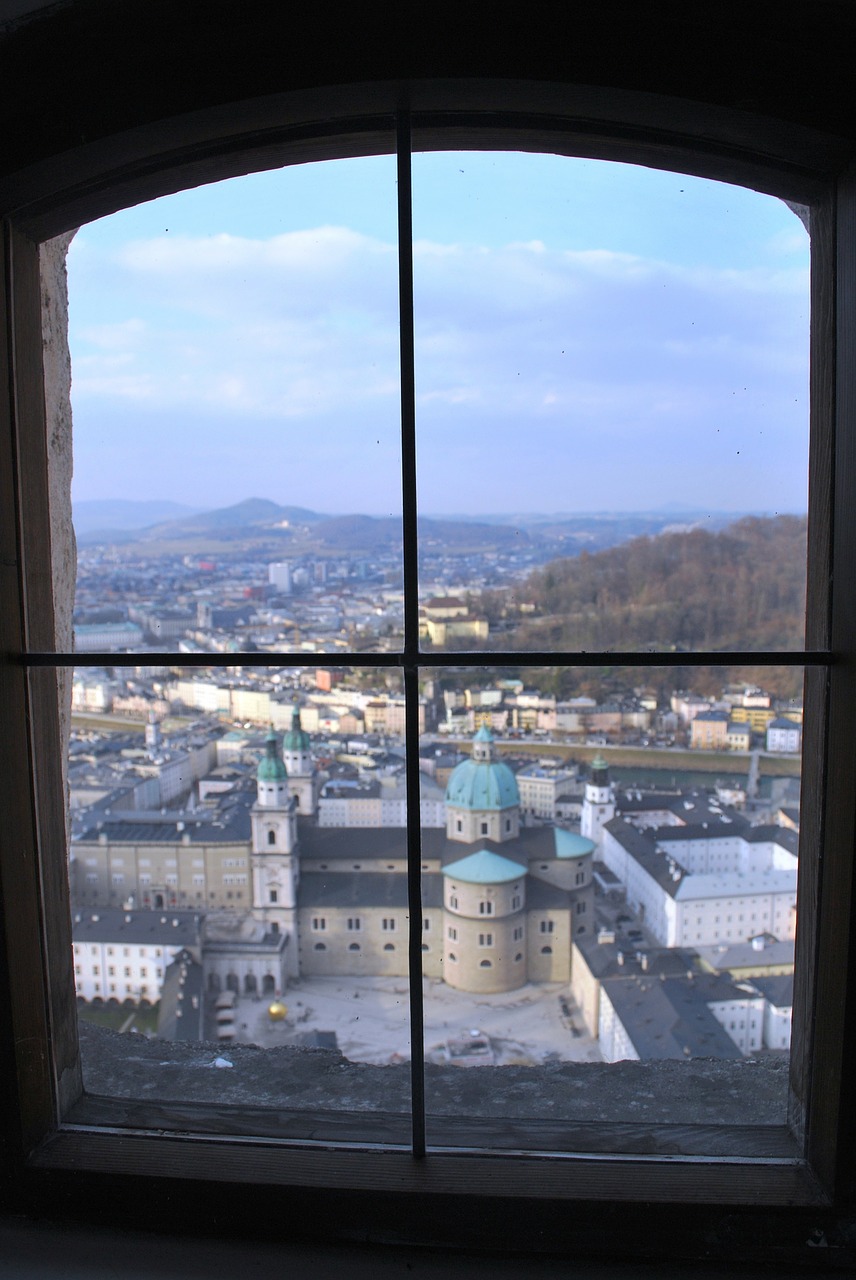 window glass salzburg free photo