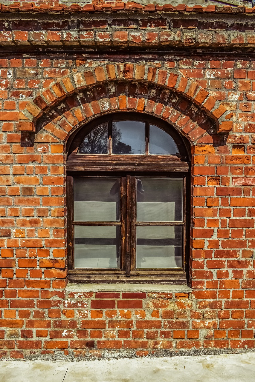 window factory brick free photo