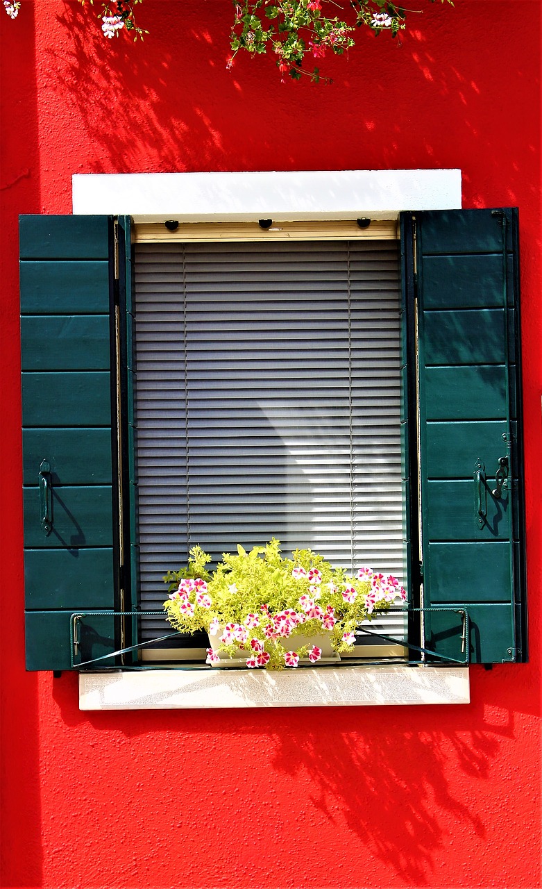 window venice burano free photo