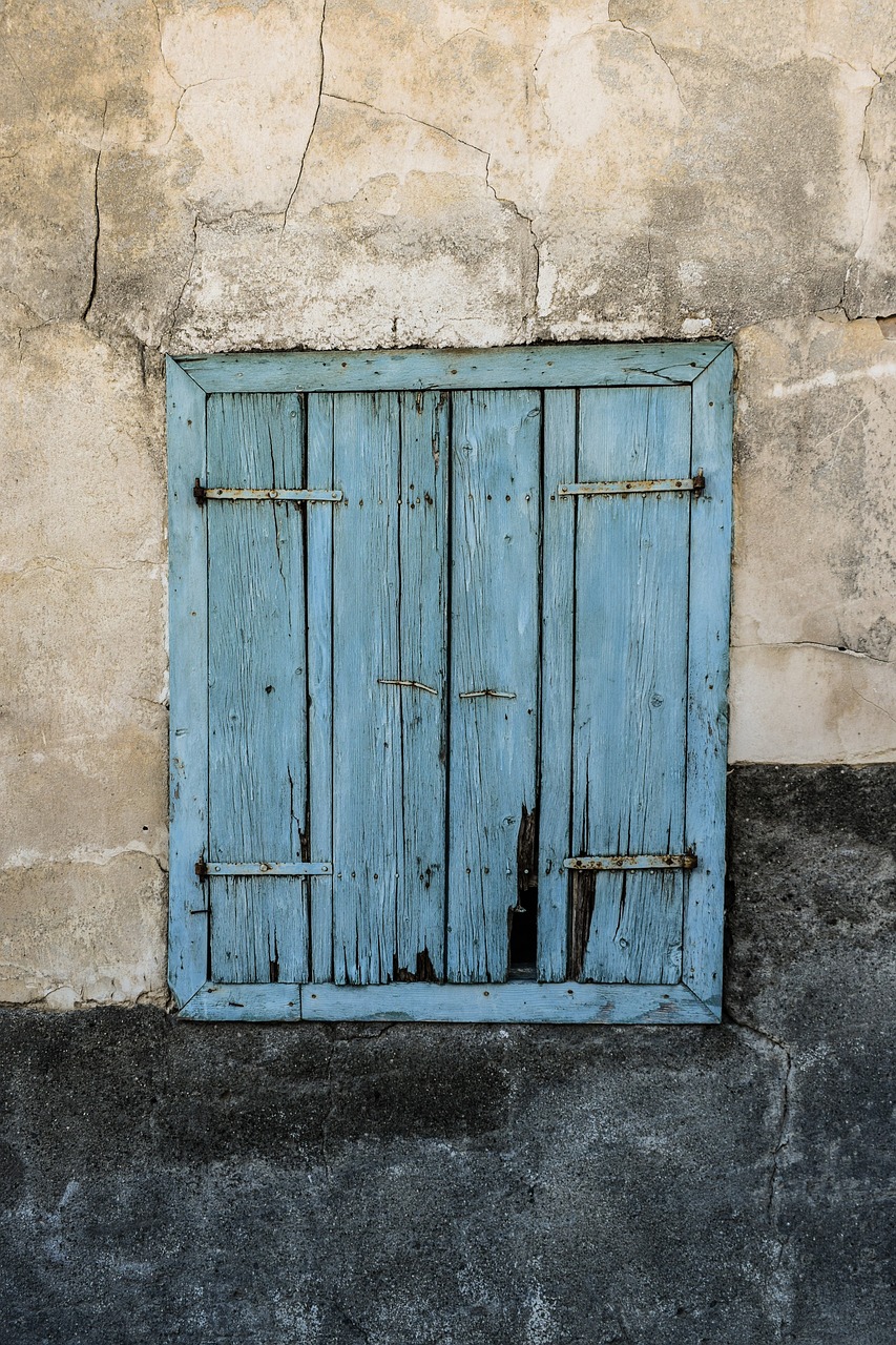 window wooden blue free photo