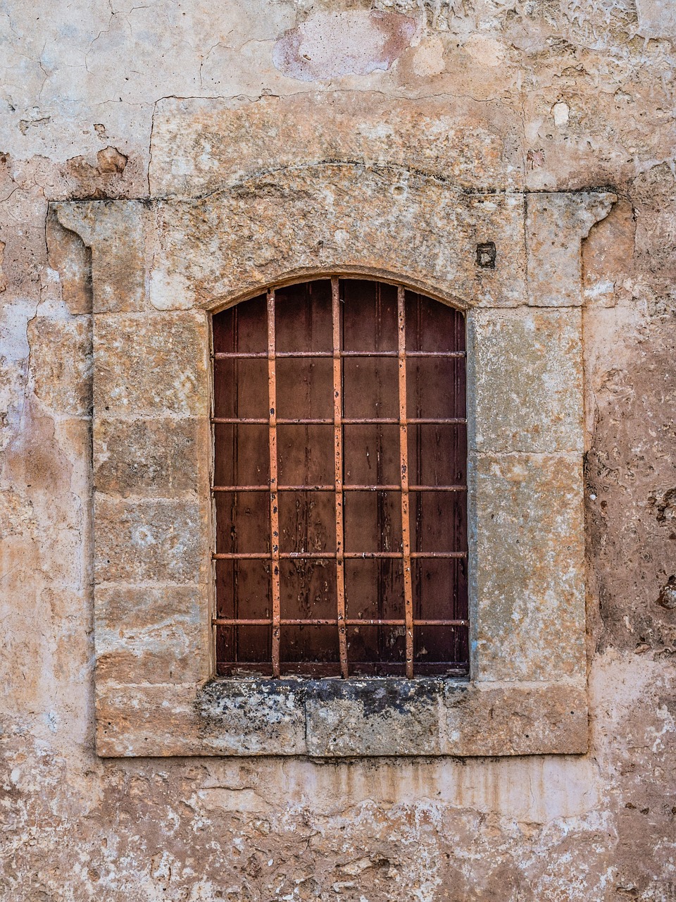 window old architecture free photo