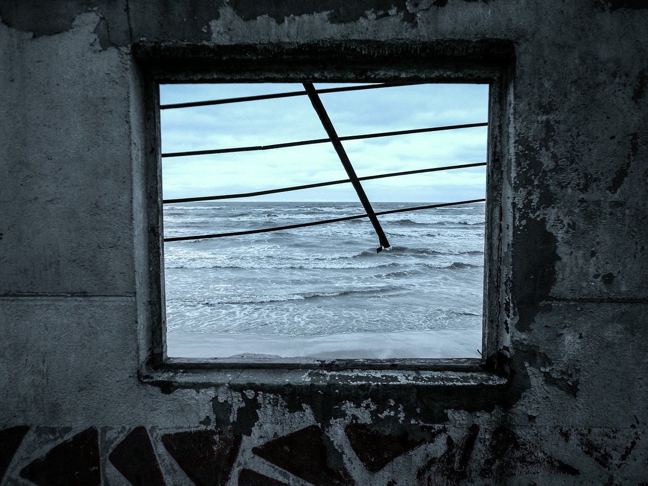 window blank wall free photo