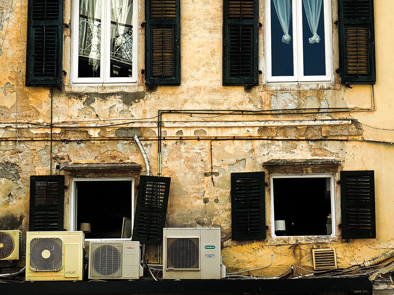 window home architecture free photo