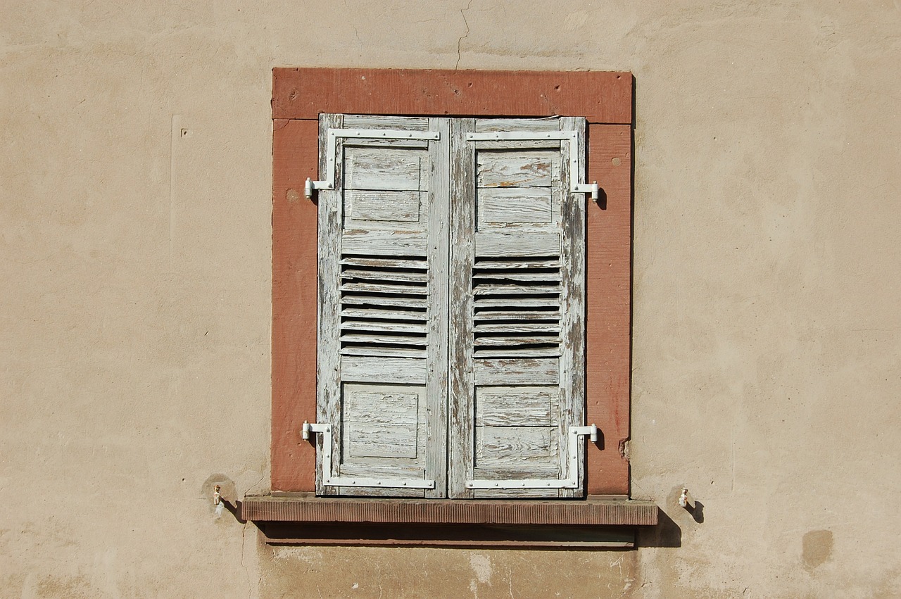 window architecture facade free photo